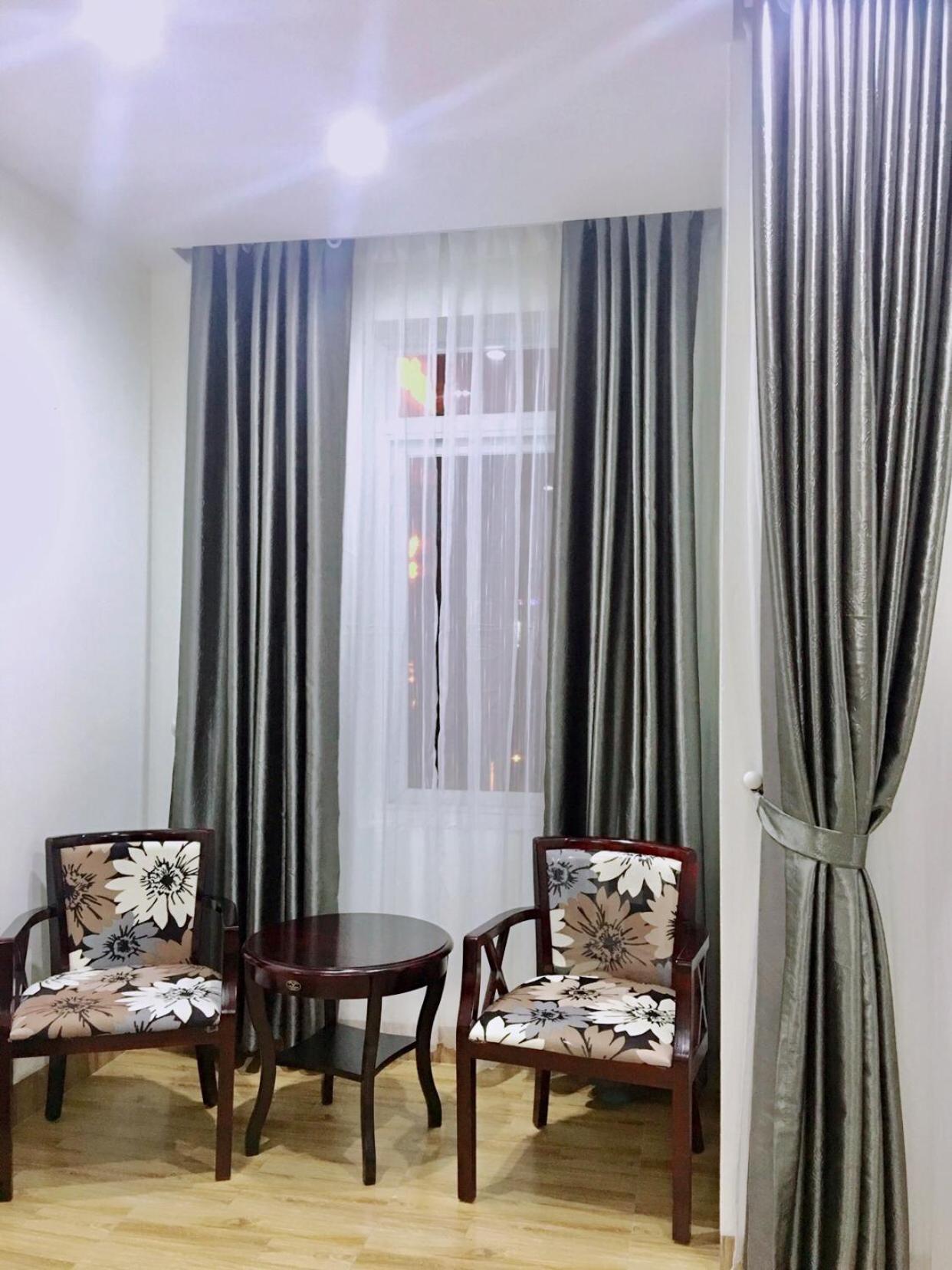 Queen Motel Hạ Long Extérieur photo